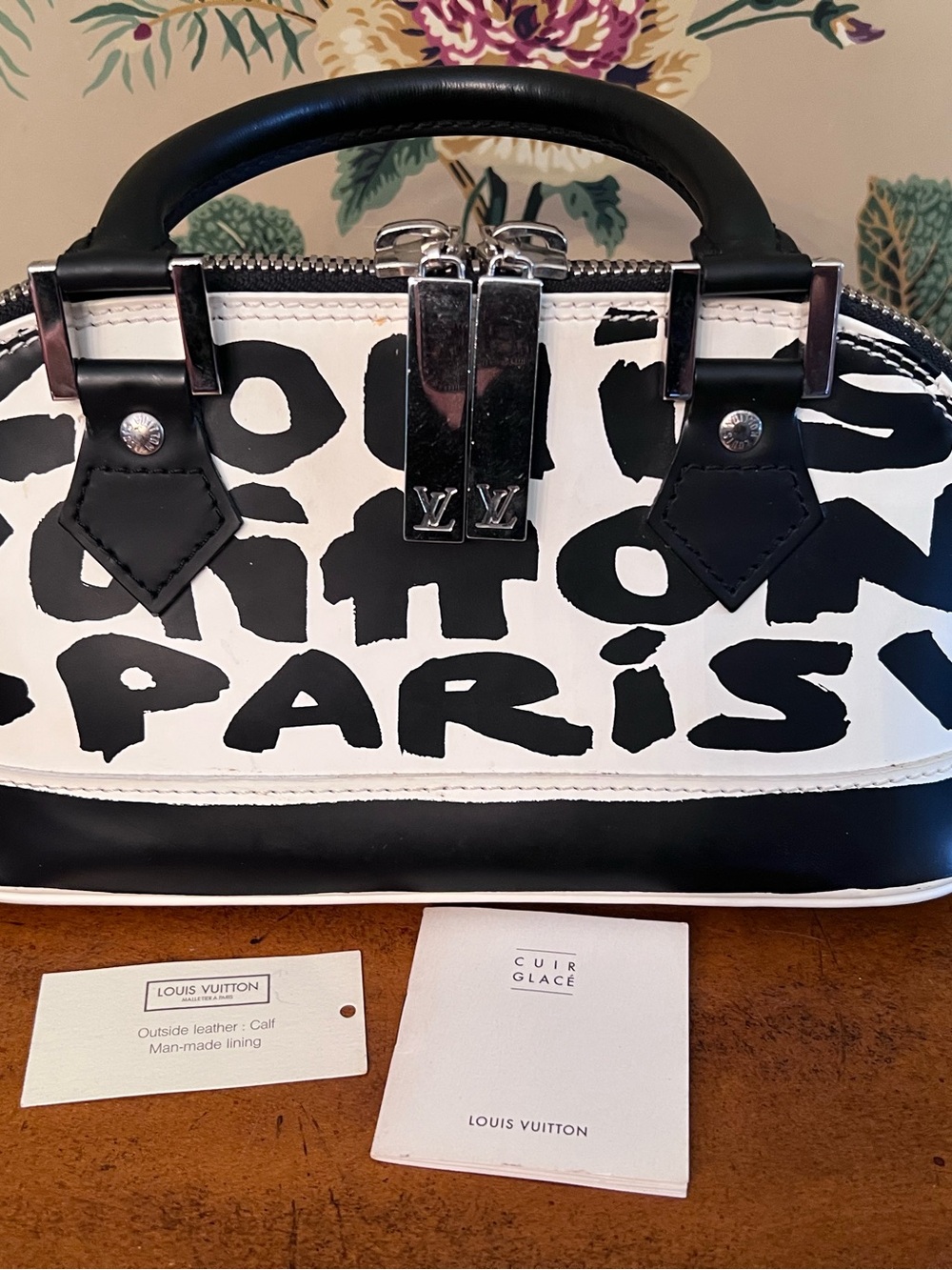 Louis Vuitton White & Black Graffiti Speedy Alma Satchel